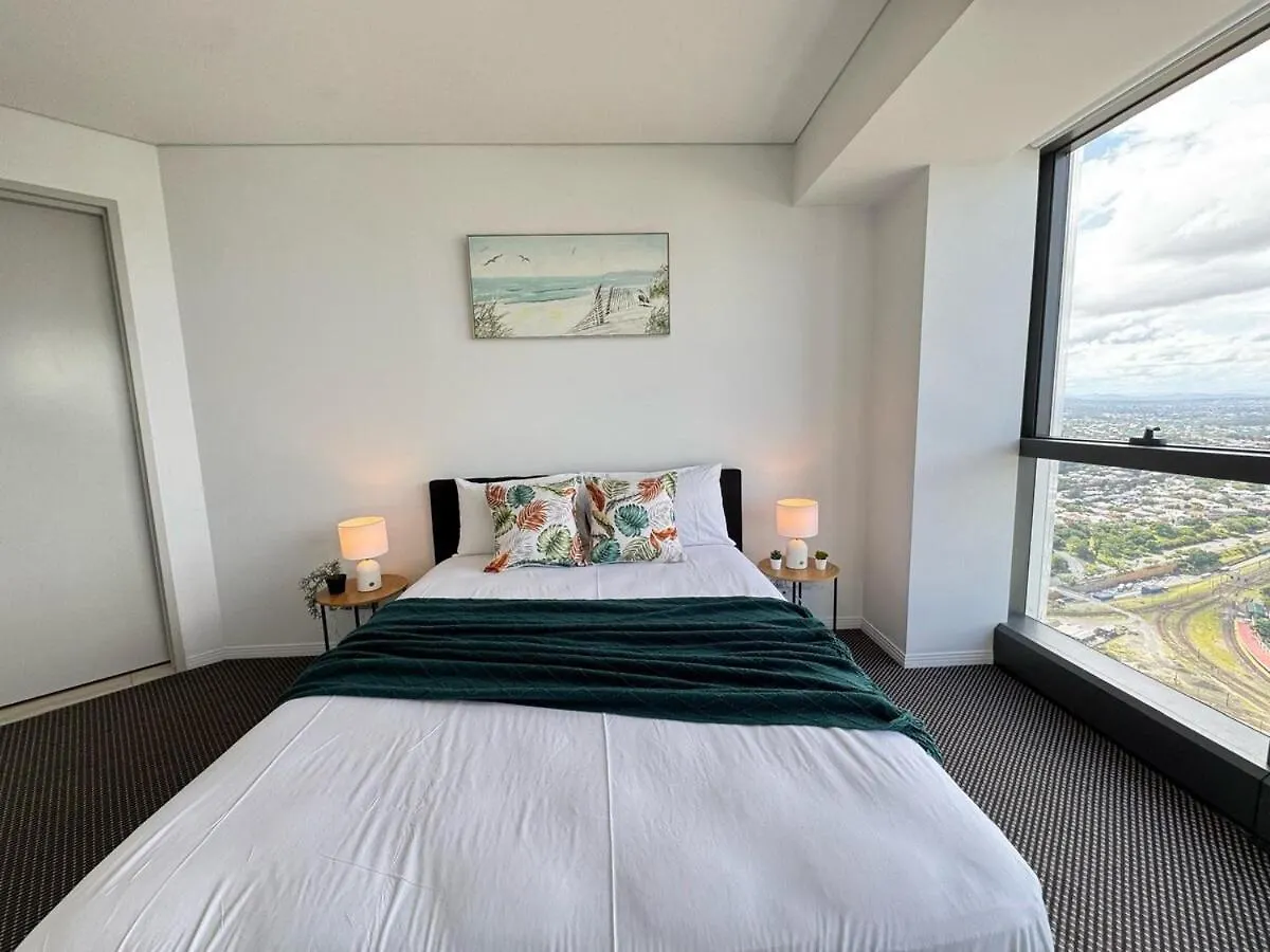 Luxury Meriton Suites Retreat 브리즈번 0*,